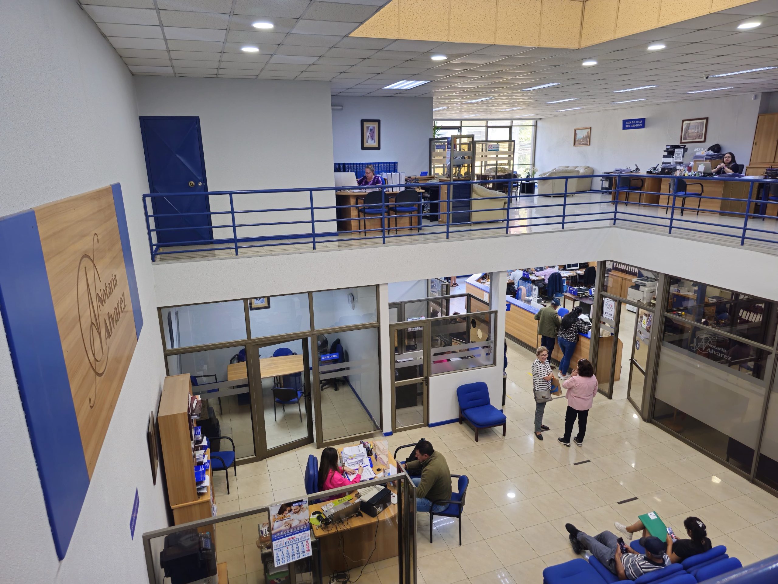 Interior Notaría Álvarez 1